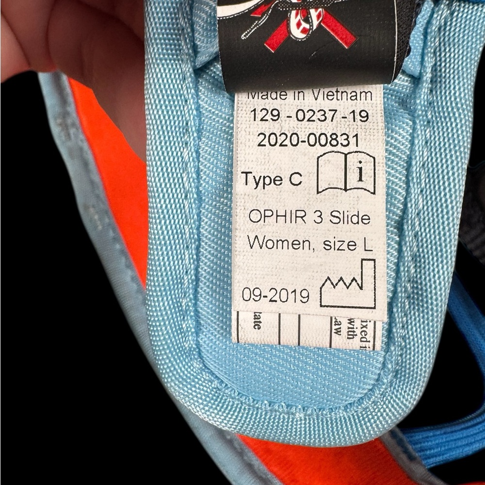 Mammut Ophir 3 Slide Climbing Harness | Sz Large | Worn Once | Belay Device incl - Picture 8 of 9